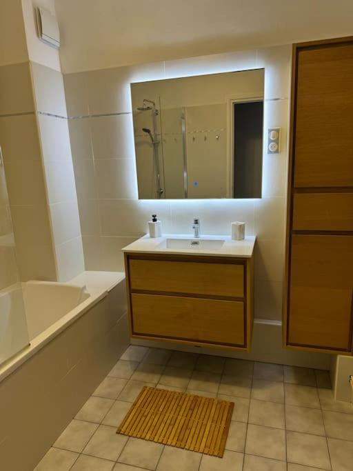 Le Tiki De Notre-Dame - Duplex Vue Cathedrale Apartment Boulogne-sur-Mer Luaran gambar
