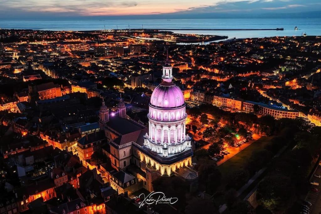 Le Tiki De Notre-Dame - Duplex Vue Cathedrale Apartment Boulogne-sur-Mer Luaran gambar
